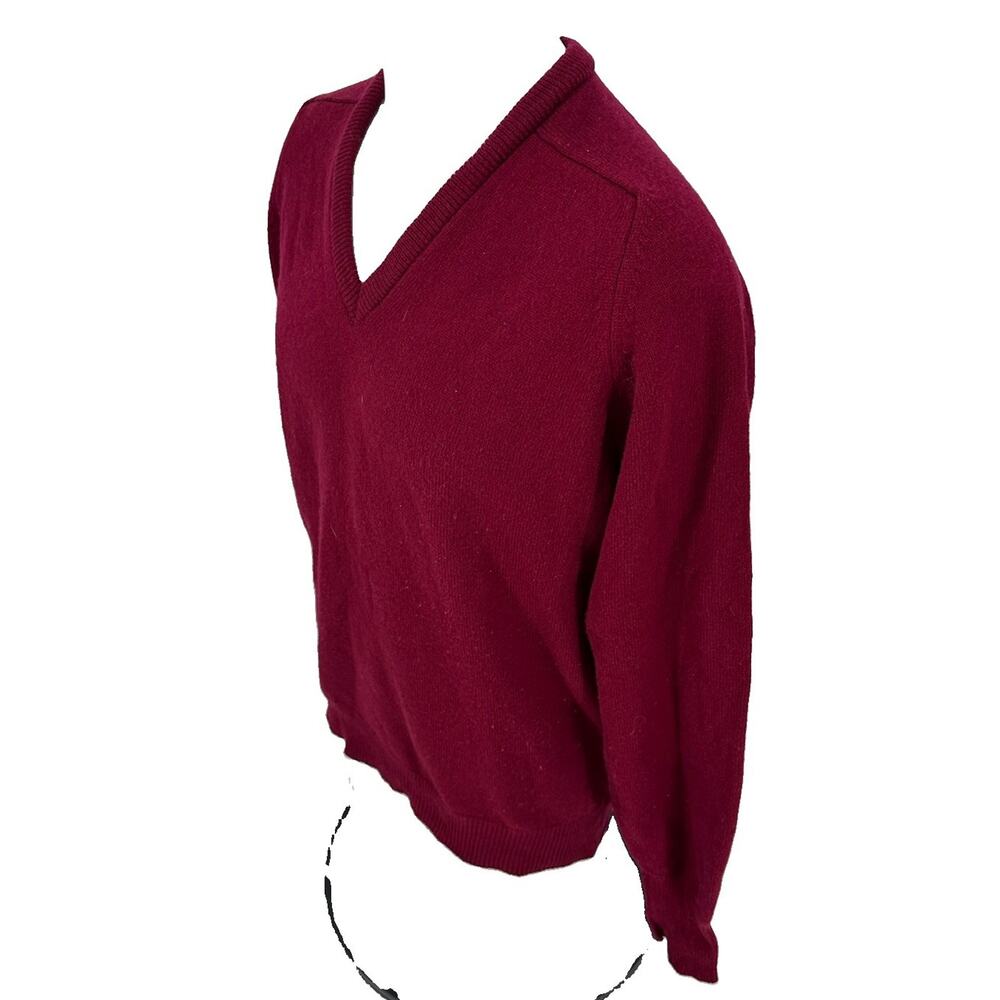 Pendleton Men Large Vintage Woolen Mills Virgin Wool Knit Sweater V-neck V13 - Picture 2 of 9